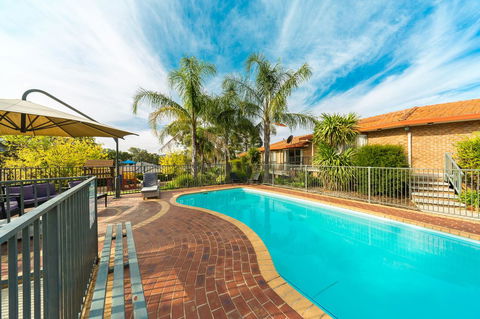 Hume Country Motor Inn - Hobart Tourism 6