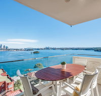 Panoramic harbour views and unbeatable comfort - Tourism TAS