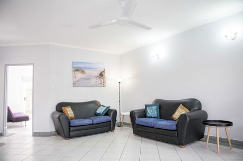 Nightcliff Foreshore Getaway - McKay Gardens - Tourism TAS 9