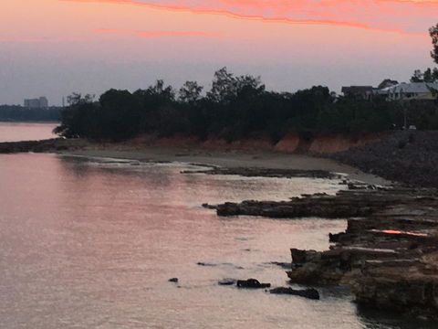 Nightcliff Foreshore Getaway - McKay Gardens - Tourism TAS 32
