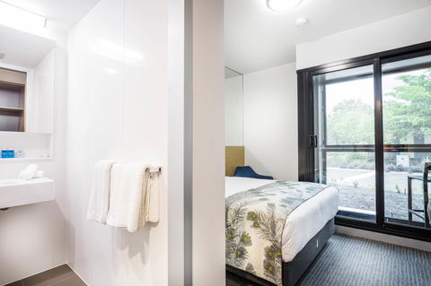 Mercure Darwin Airport Resort - Tourism TAS 10