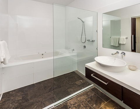 Park Proxi Gibraltar Bowral - Tourism TAS 8