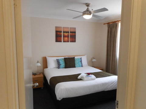 Beaches Serviced Apartments - Hobart Tourism 28