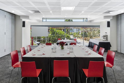 Oaks Darwin Elan Hotel - Tourism TAS 25