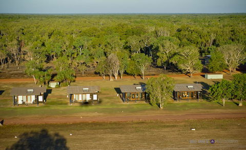 Wildman Wilderness Lodge - Hobart Tourism 1