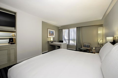 DoubleTree By Hilton Esplanade Darwin - Tourism TAS 12