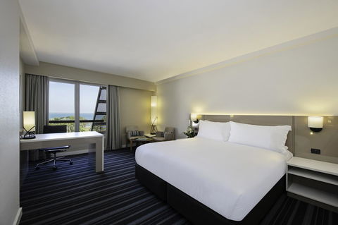 DoubleTree By Hilton Esplanade Darwin - Tourism TAS 13