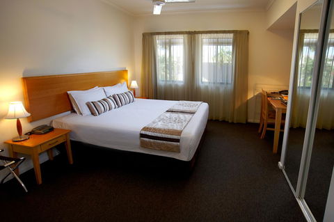 Metro Advance Apartments & Hotel - Tourism TAS 8