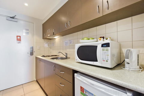 Metro Advance Apartments & Hotel - Tourism TAS 14