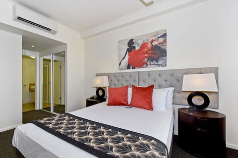 Metro Advance Apartments & Hotel - Tourism TAS 13