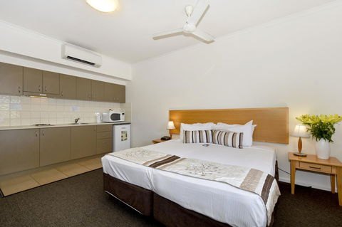 Metro Advance Apartments & Hotel - Tourism TAS 15
