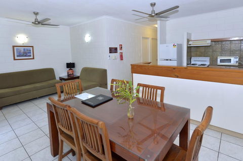 City Gardens Apartments - Tourism TAS 13
