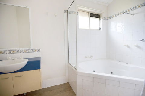 Darwin FreeSpirit Resort - Tourism TAS 19