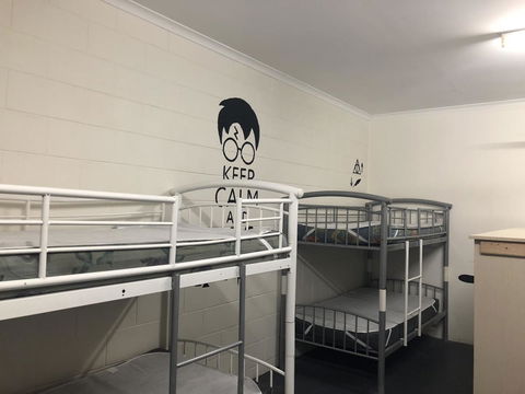 Frogs-Hollow Backpackers - Tourism TAS 31