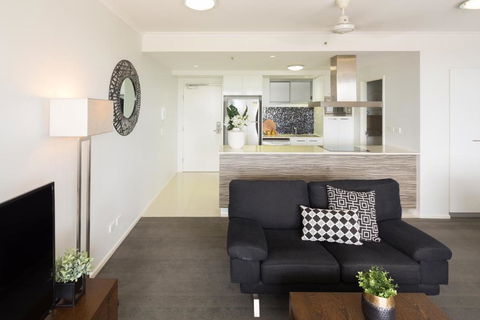 The Smith Hotel Darwin - Tourism TAS 1