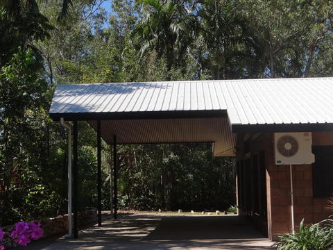 DARWIN'S SHADY ACRES RETREAT - Tourism TAS 3