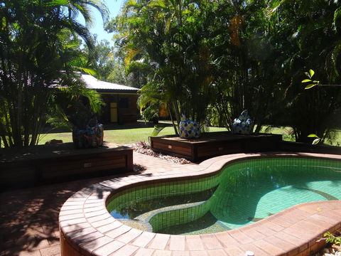 DARWIN'S SHADY ACRES RETREAT - Tourism TAS 12