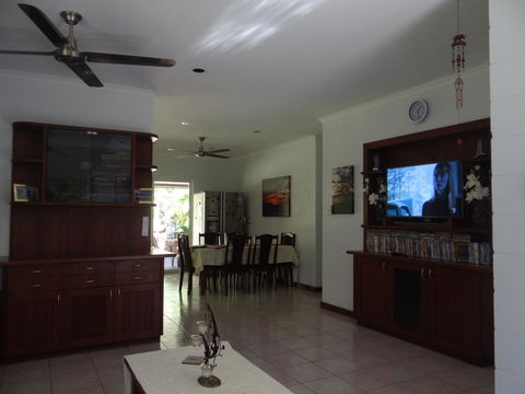 DARWIN'S SHADY ACRES RETREAT - Tourism TAS 20