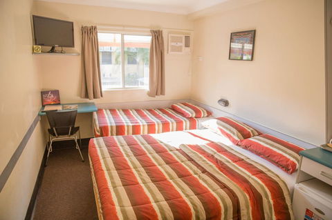 Value Inn - Tourism TAS 5