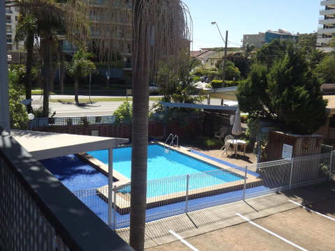 Golden Sands Motor Inn - Tourism TAS 9
