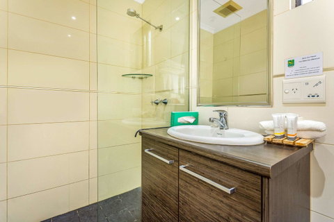 Quality Hotel Darwin Airport - Tourism TAS 2