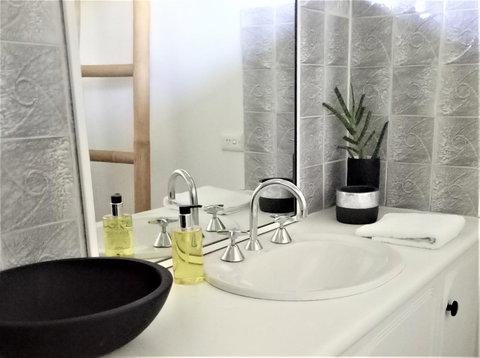 Arafura Blue - Tourism TAS 19