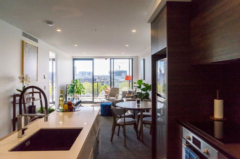 Highgate Executive Apartment City Walk Canberra - Hobart Tourism 12