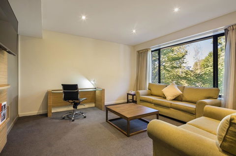 Crowne Plaza Canberra, An IHG Hotel - Hobart Tourism 37