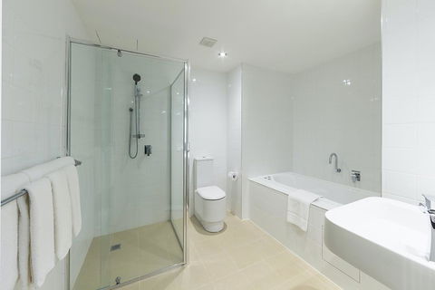 Crowne Plaza Canberra, An IHG Hotel - Hobart Tourism 27