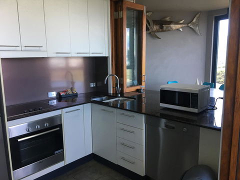 Lennox Holiday Apartments - Tourism TAS 12