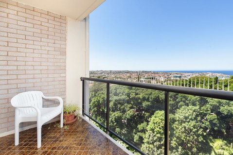 Bondi Apt. For 4 With Panoramic Ocean And Park Views - Tourism TAS 1