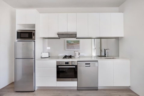 Bondi Beach Studio Penthouse Suite + Balcony - Tourism TAS 3
