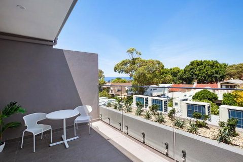 Bondi Beach Studio Penthouse Suite + Balcony - Tourism TAS 2