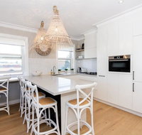 BONDI BREEZE-hosted byL'Abode Accommodation - Tourism TAS