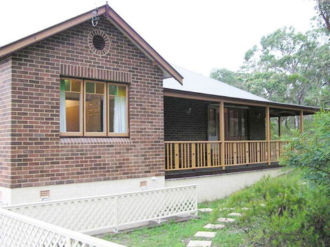 Boobook Hollow - Hobart Tourism 2