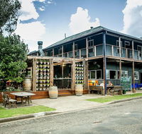 Boogie Woogie Beach House - Hobart Tourism