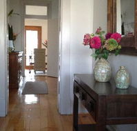 Book Keepers Cottage - Hobart Tourism