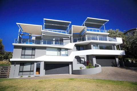 BOOMERANG BREEZE 2 - Hobart Tourism 3