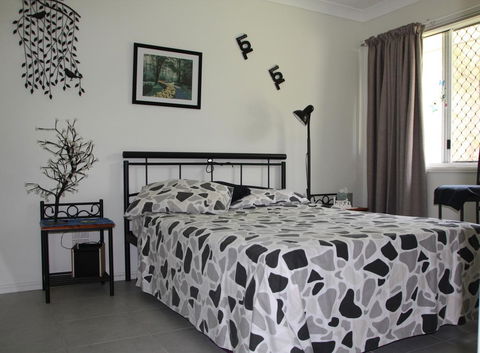 Bottlebrush B & B - Hobart Tourism 2