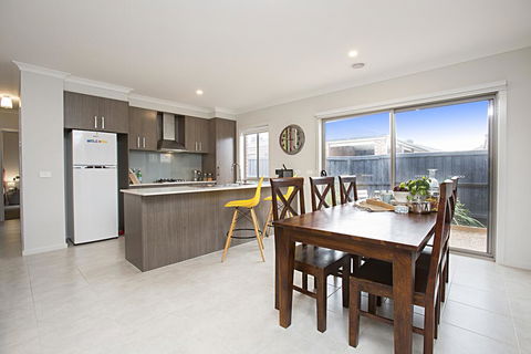 BOUTIQUE STAYS - Carinya - Hobart Tourism 3