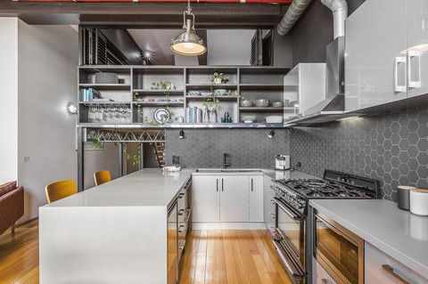 Boutique Stays - Loft On Rose - Tourism TAS 3