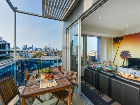 Boutique Stays - Zinc 501, Port Melbourne - Hobart Tourism 2