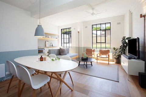 Boutique, Sunlit Studio With Designer Furnishings - Tourism TAS 0