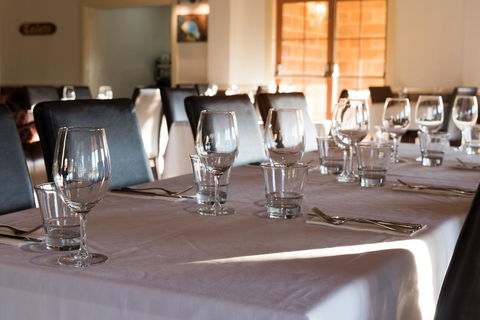 Bowen Inn Motel - Tourism TAS 3
