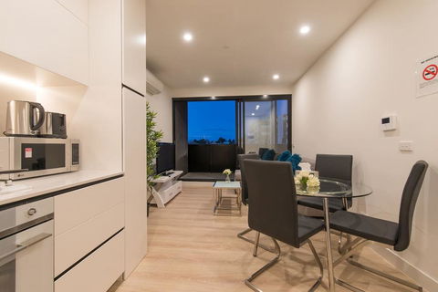 Box Hill Central 1 Bedroom Delight@Elland Avenue - Hobart Tourism 0