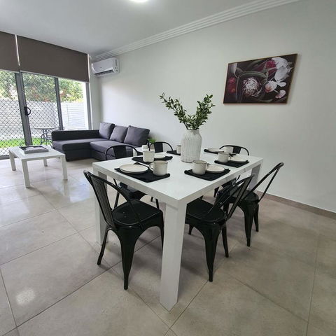 Brand New Apartment In Prime Location In Penrith - Tourism TAS 1