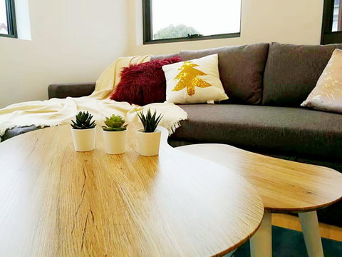 Brand New Apartment Next To Shopping Center - Tourism TAS 2