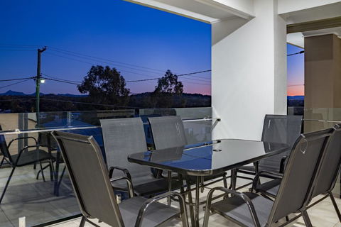 Brand New Executive Living - Hobart Tourism 1