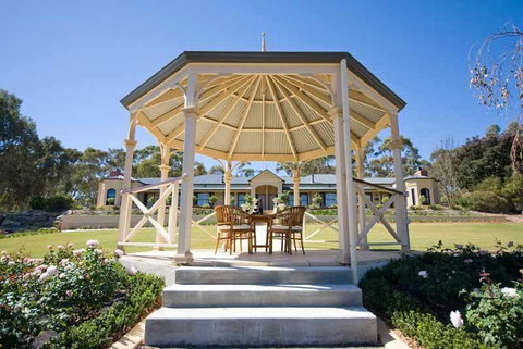 Brice Hill Country Lodge - Hobart Tourism 3