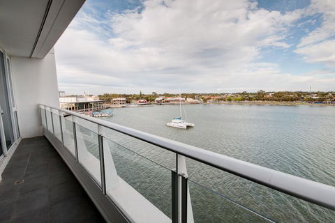 Bridgepoint 502 - Tourism TAS 2